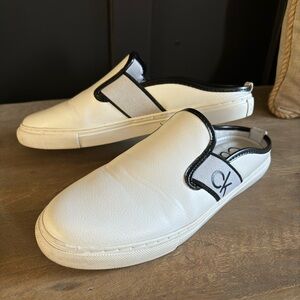 Calvin Klein white leather slip on shoe womens size 9